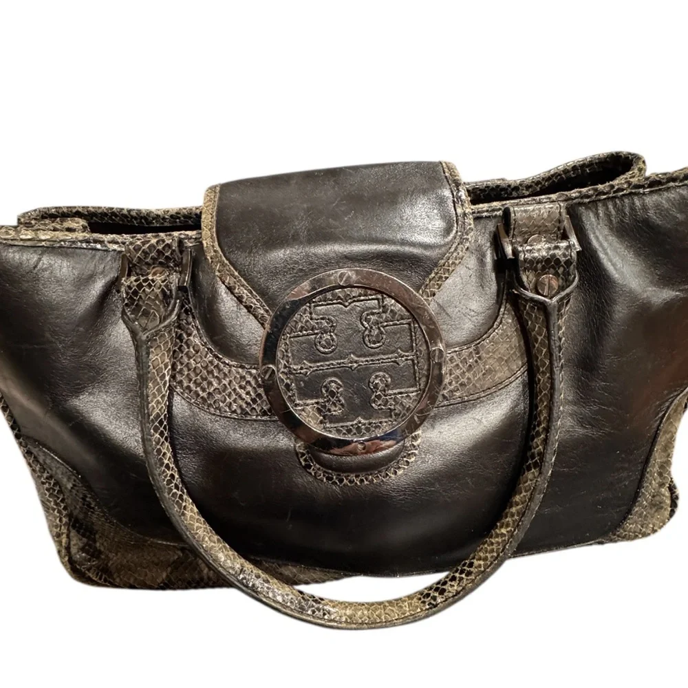 Tory Burch chic leather